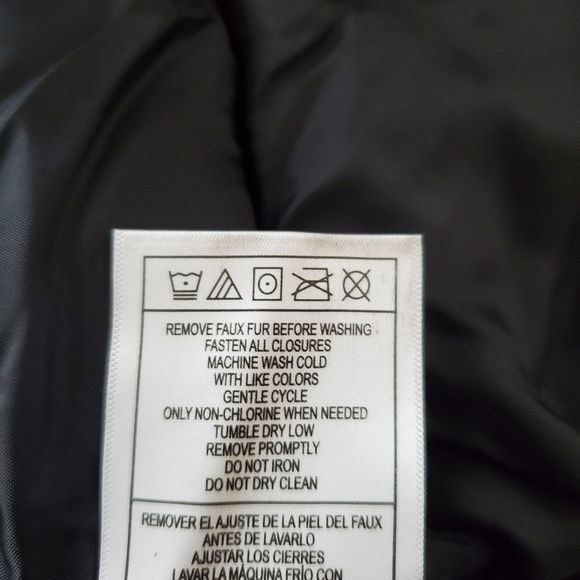 NEW! Canada Weather Gear: Water Resistant Hooded Parka - size Medium in Black - Picture 15 of 16